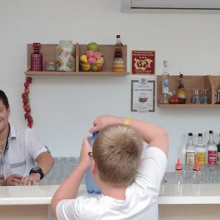 Family Orios 호텔 프리모르스코