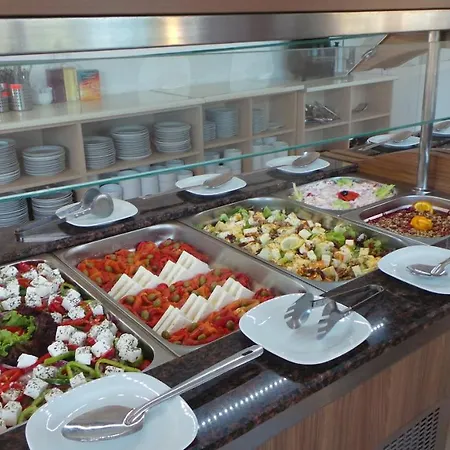 Family Orios Hotel 3*