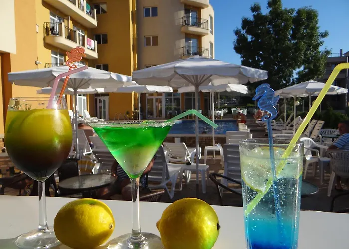 Family Orios מלון 3*