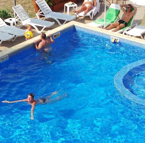 Family Orios פרימורסקו