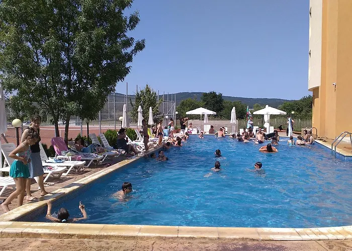 מלון Family Orios