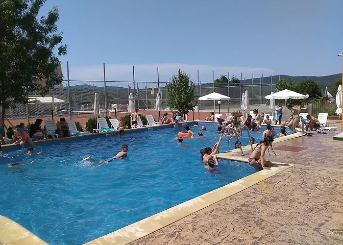 Family Orios 3* פרימורסקו