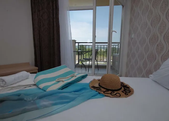 Family Orios 3* פרימורסקו