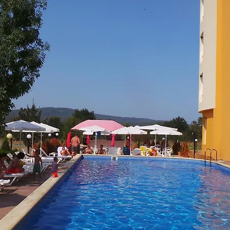 Family Orios 3* פרימורסקו