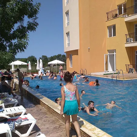 Family Orios פרימורסקו