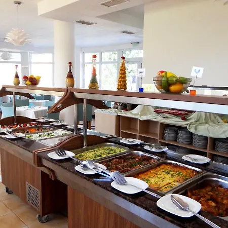 Hotel Family Orios 3*