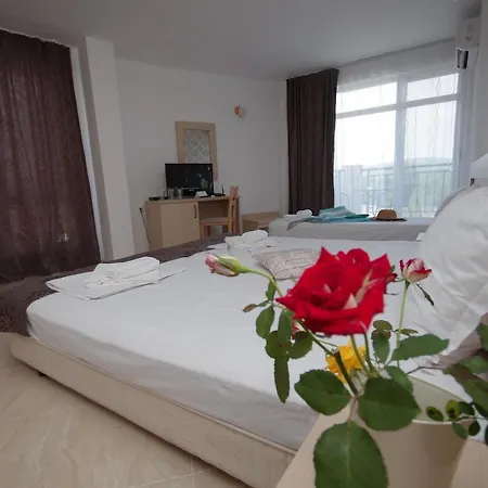 מלון Family Orios פרימורסקו