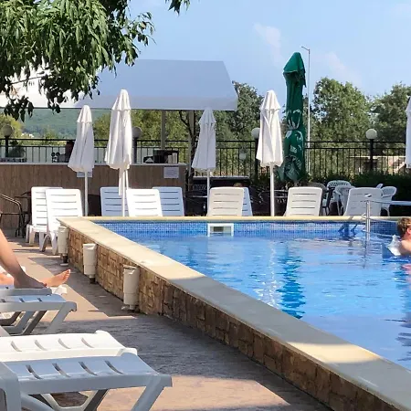Otel Family Orios 3*